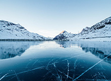 最新的《午夜》Beta测试版本新增登录界面与音乐。